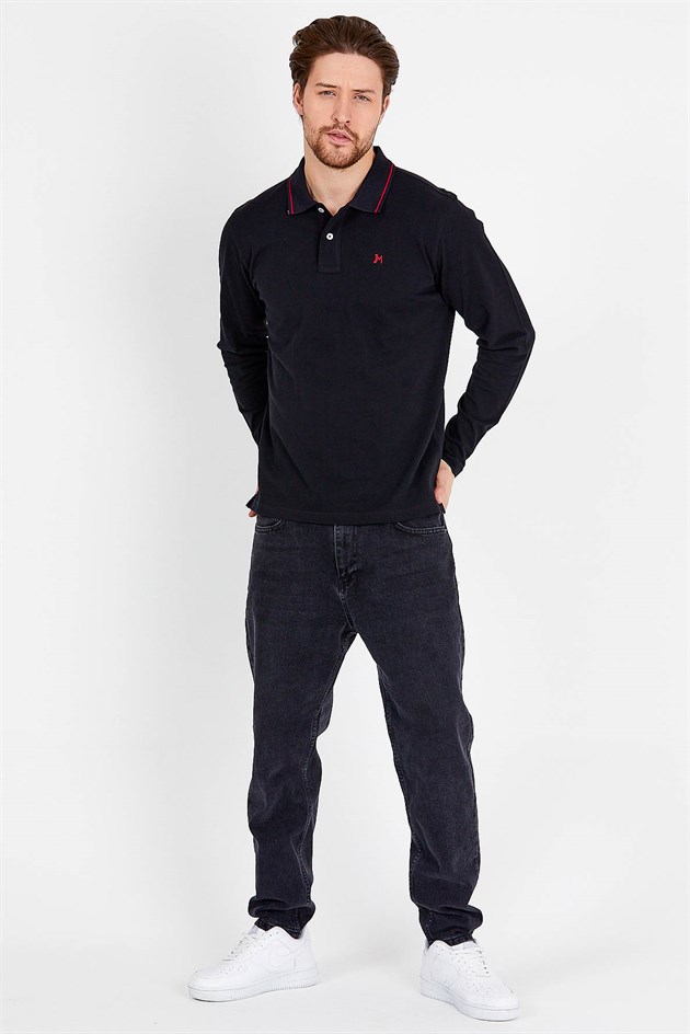 Polo Collared T-shirt in Black with Long Sleeves