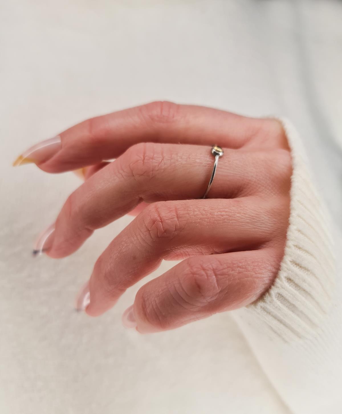 Mini Sitrin Taş Detaylı Çıtır Gümüş Yüzük