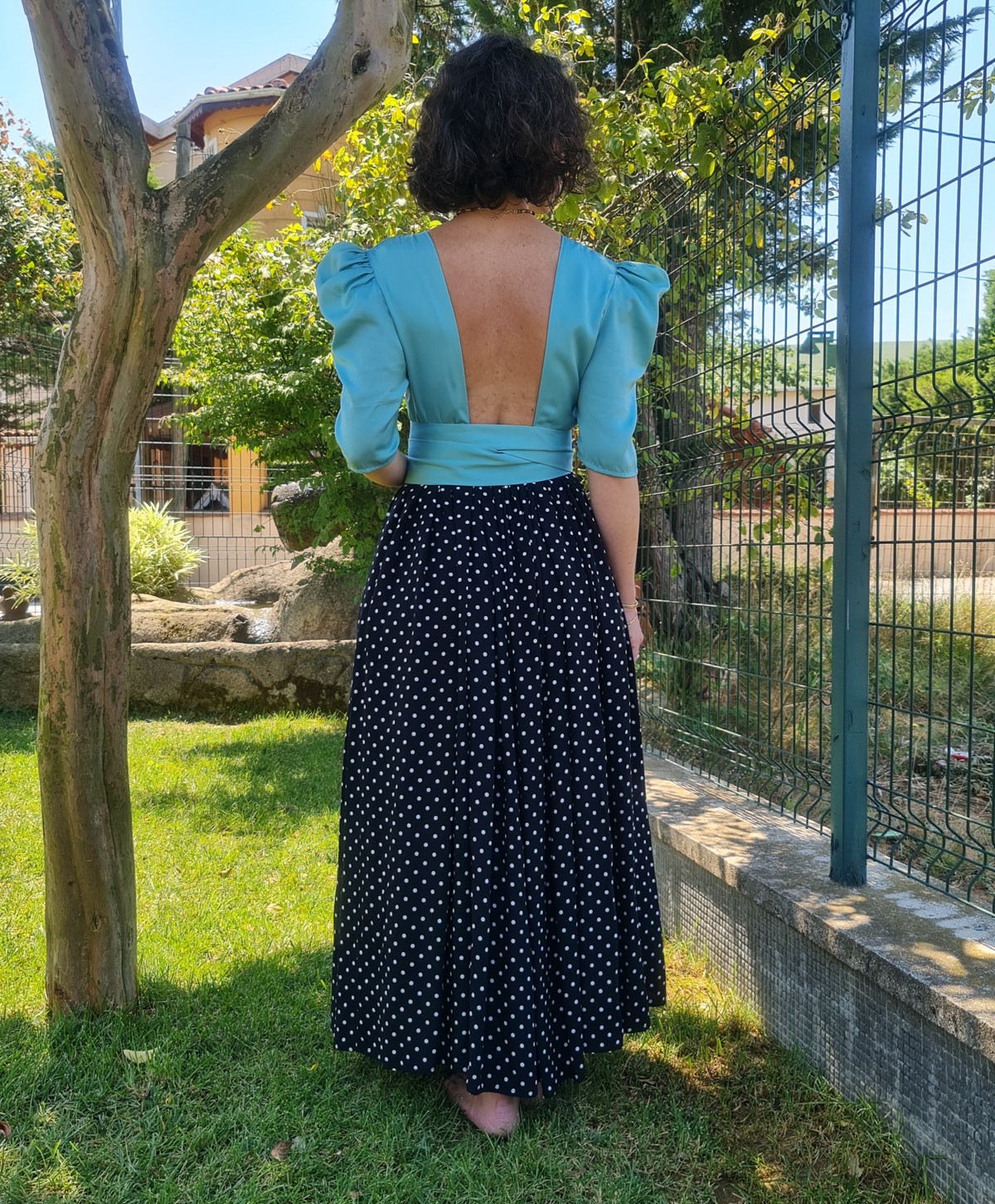 Sırt Dekolteli Puantiye Elbise