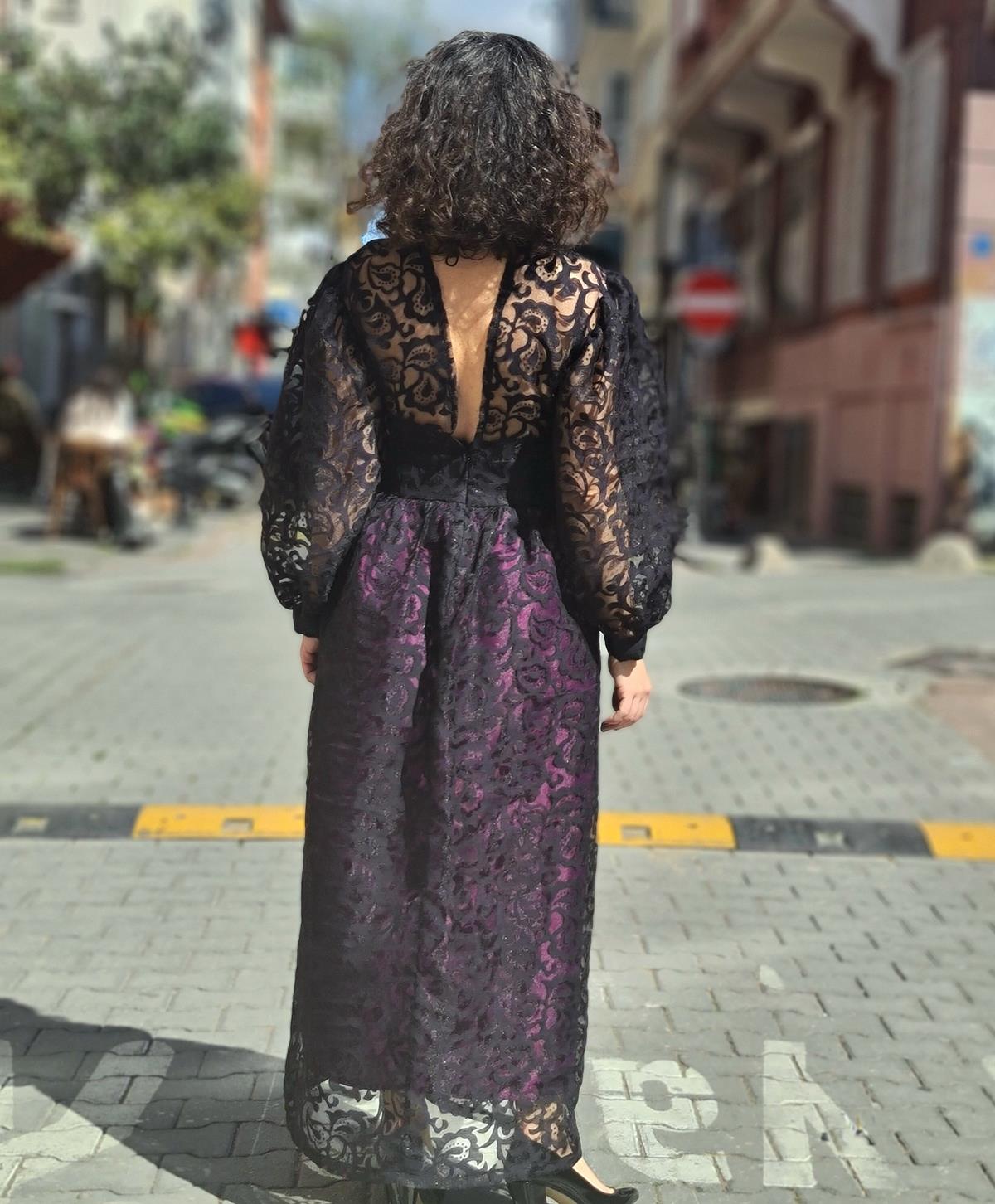 Siyah Transparan Kumaş Uzun Elbise