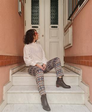 Beyaz Renk Sırt Dekolteli Pamuklu Kadın Gömlek