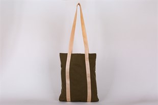 Bir Başkadır Kanvas Çanta