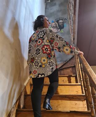 Çiçek Desenli Oversize Gri Renk Kadın Gömlek