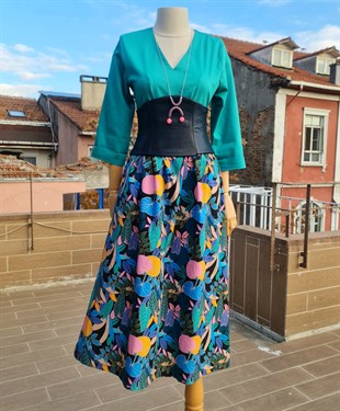 Goddess Mor Renkli Kil Kolye