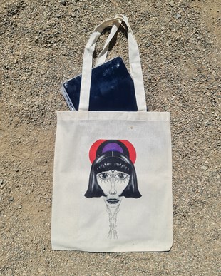 Madam Marta Bez Çanta