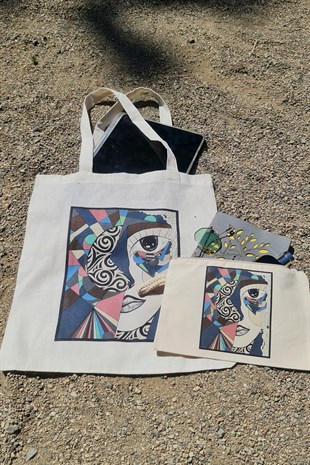 Triquetra Bez Çanta