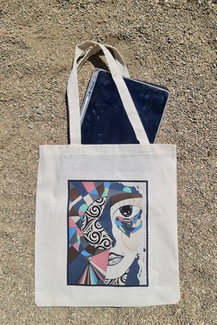 Triquetra Bez Çanta