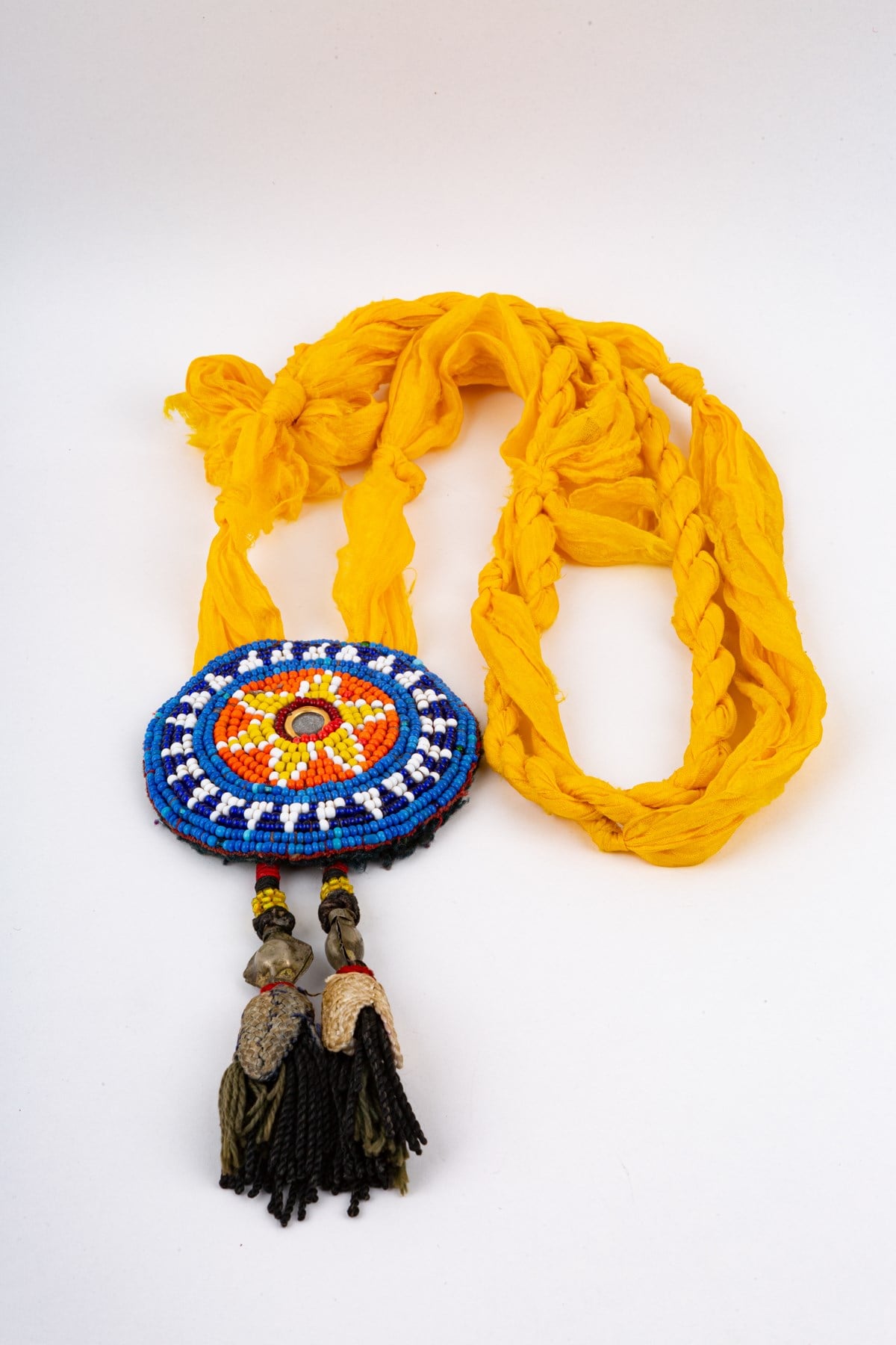 Sarı Etnik Desenli Kolye