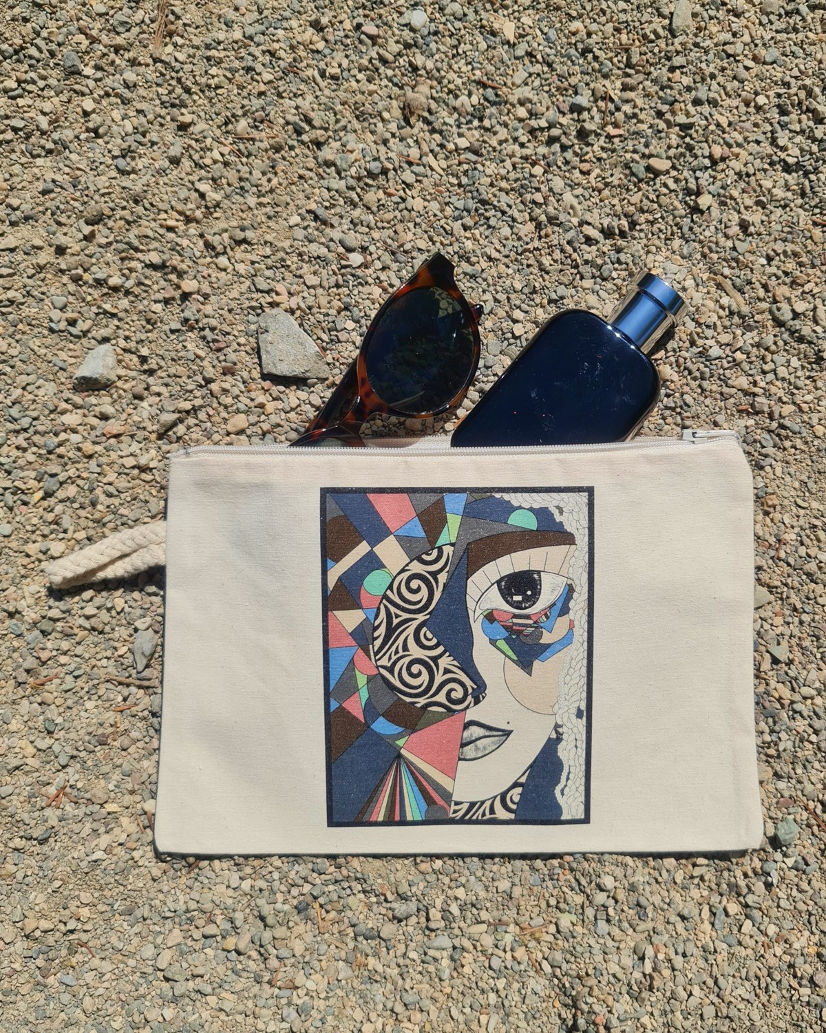 Triquetra Mini Clutch