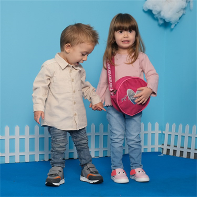 A More Kız Çocuk Postacı Çanta Fuşya