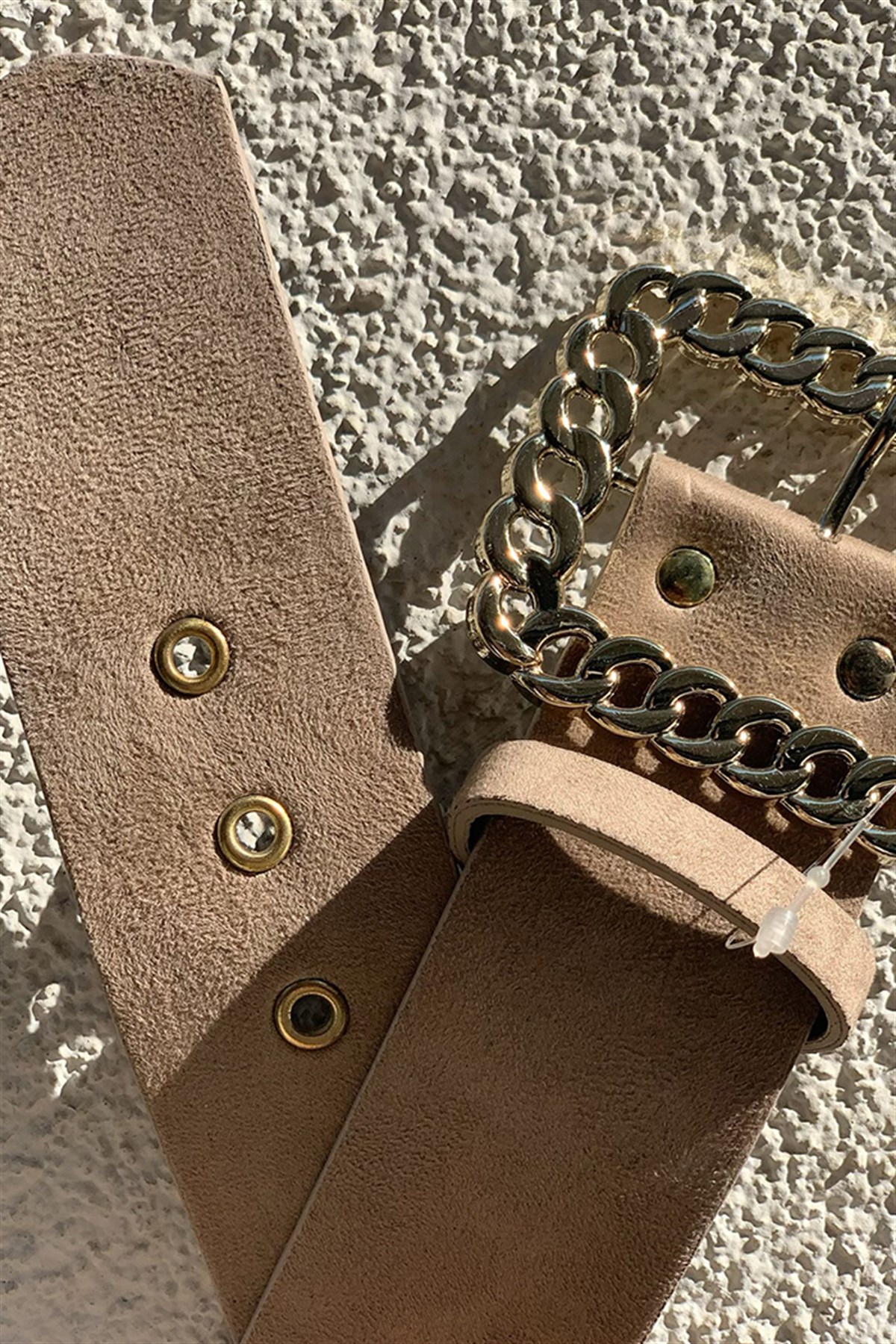 Bej Metal İşlemeli Toka Detay Süet Kemer 