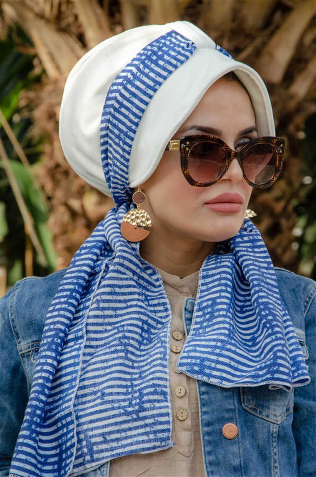 Beyaz Mavi Çizgili Şapka Bone