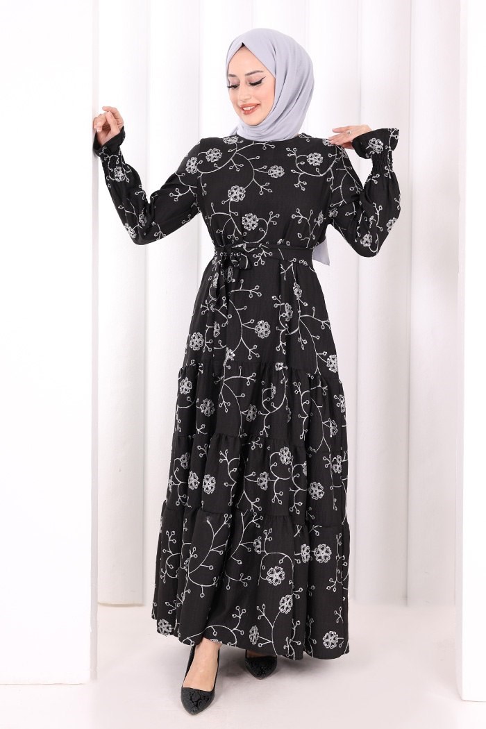 Çiçekli Nakışlı Elbise Ekru