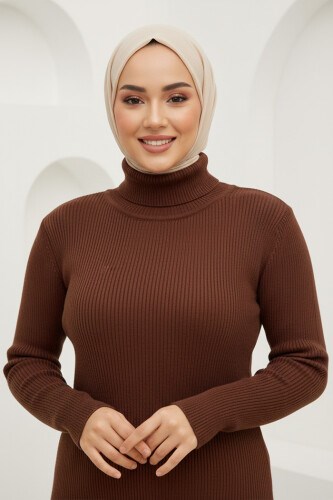 Kahverengi Balıkçı Yaka Triko Kazak 