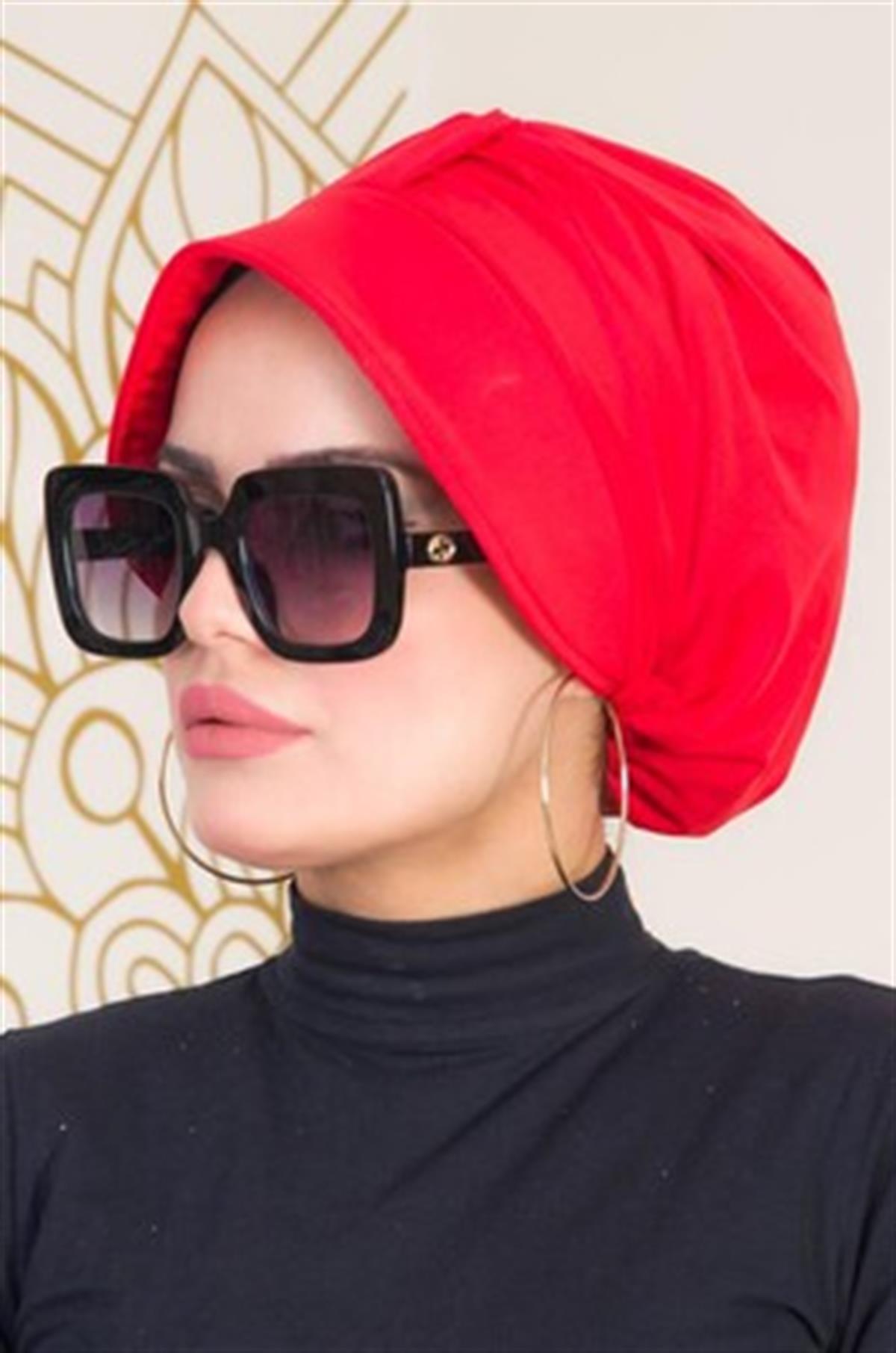 Kırmızı Deniz Şapkası