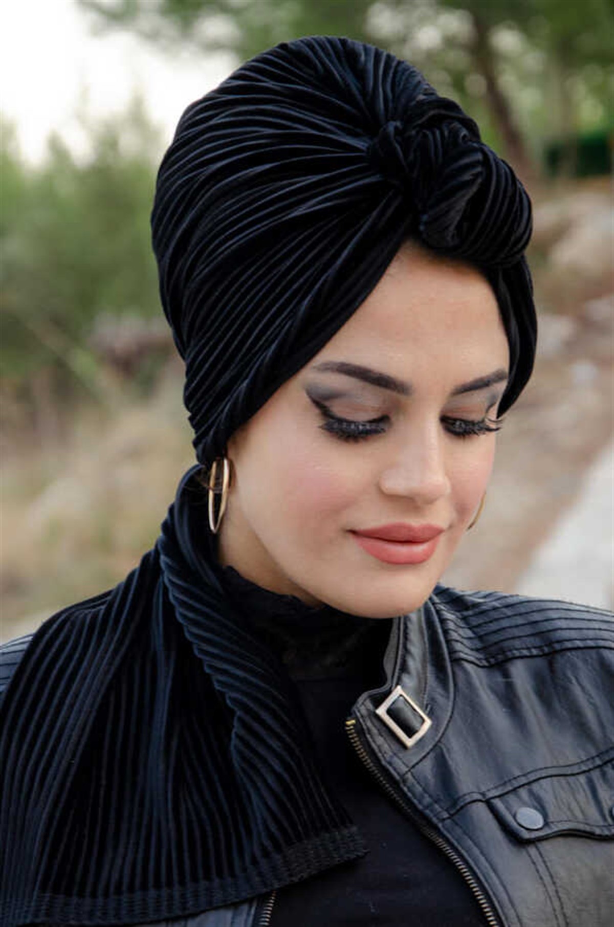 Siyah Kadife Düğüm Bone