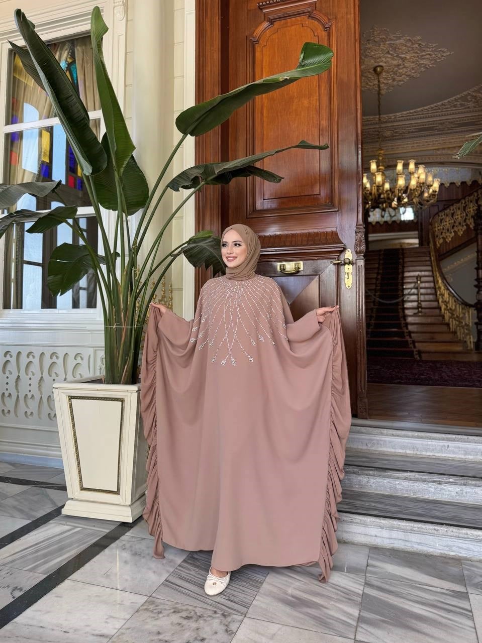 Taş Detaylı Elbise Vizon