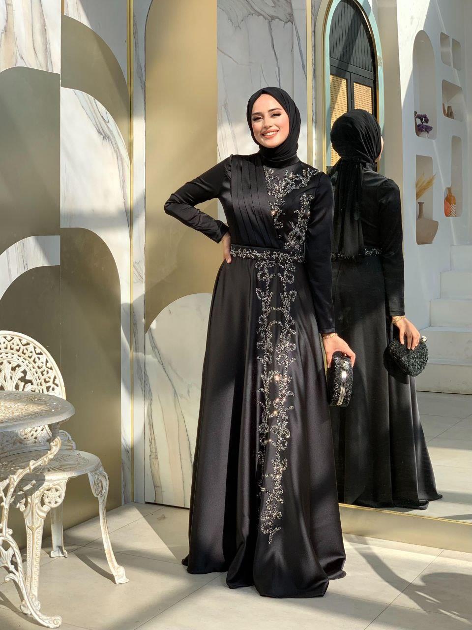 Taşli Kemer Aksesuarlı Saten Abiye Elbise Siyah