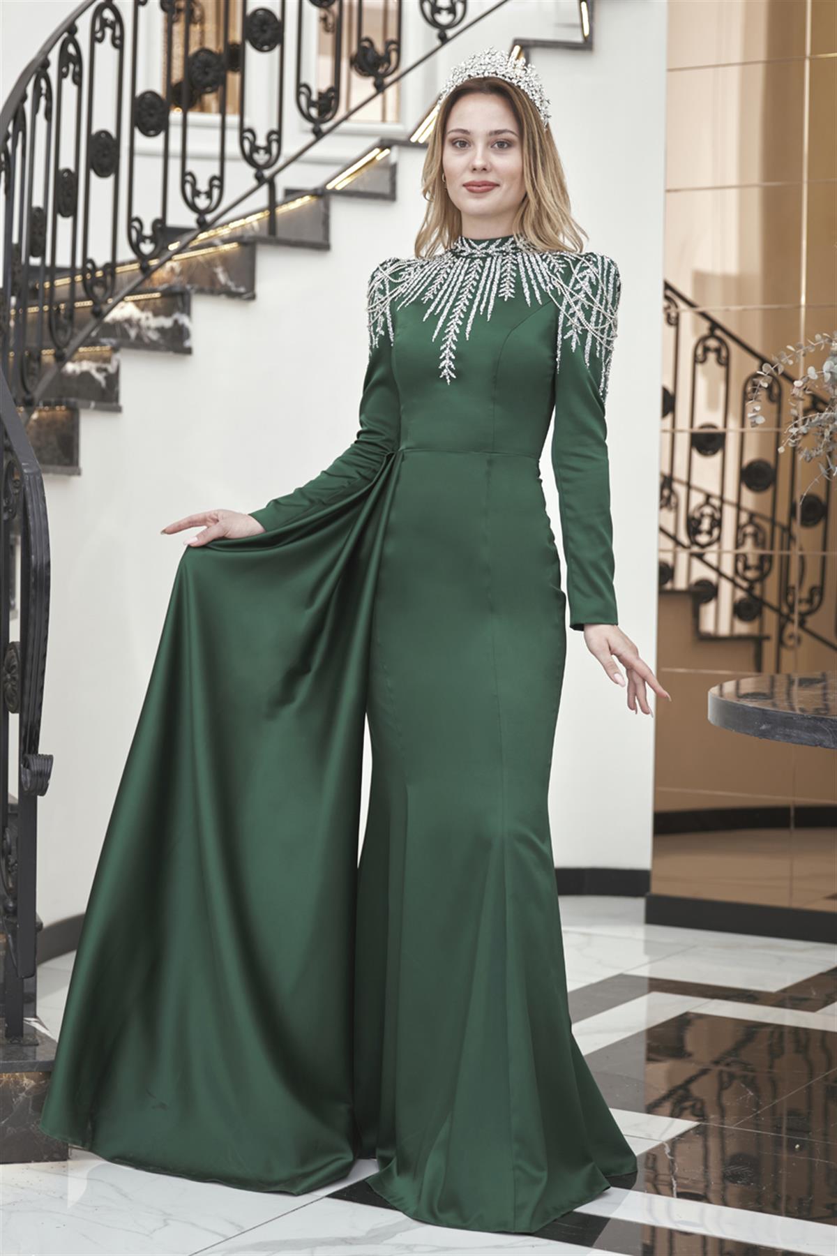 Zehra Tesettür Abiye Zümrüt