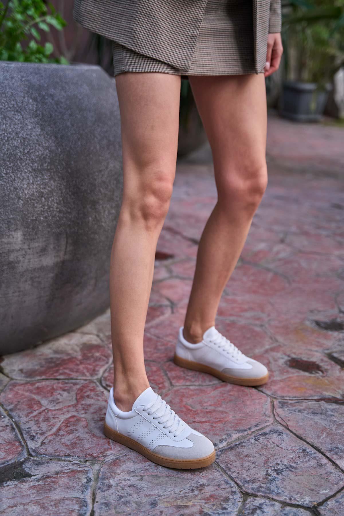 Logo Detaylı Spor Ayakkabı Beyaz