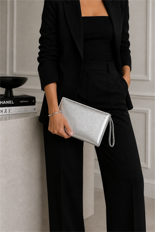 Kadın Portföy Çanta – Şık Tasarım, Günlük & Gece Kullanım Clutch Gümüş