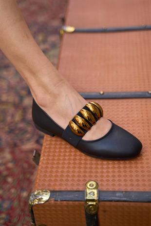 Aksesuarlı Babet Siyah