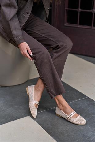 Çift Kemer Detaylı Fileli Babet Bej