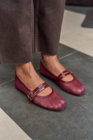 Çift Kemer Detaylı Fileli Babet Bordo