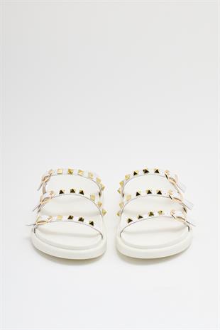 Gold Zımba Detaylı Trend Terlik Beyaz