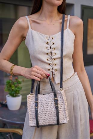 Hasır Detaylı Tokalı  El ve Omuz Çantası Krem- Siyah