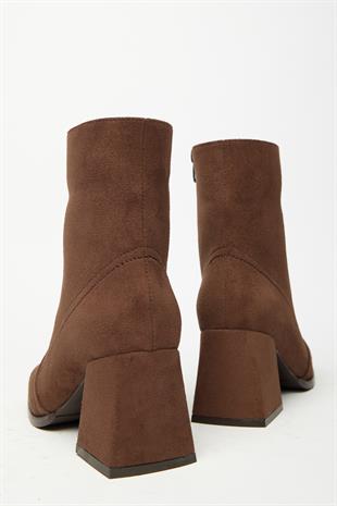 Kadın Kahverengi Süet Küt Burun Topuklu Bot & Bootie – Fermuarlı Günlük Şık
