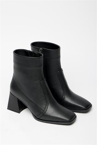 Kadın Siyah  Küt Burun Topuklu Bot & Bootie – Fermuarlı Günlük Şık