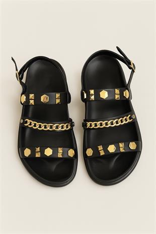 Kadın Zincir ve Gold Metal Detaylı Yazlık Bohem Şık Kalın Taban Sandalet Siyah