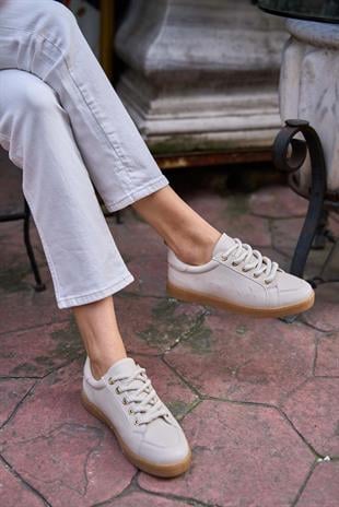 Kalın Bağcıklı Deri Görünümlü Spor Ayakkabı Sneaker Bej