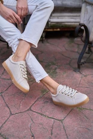 Kalın Bağcıklı Deri Görünümlü Spor Ayakkabı Sneaker Bej