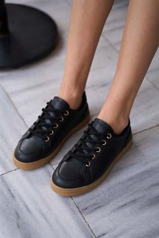 Kalın Bağcıklı Deri Görünümlü Spor Ayakkabı Sneaker Siyah