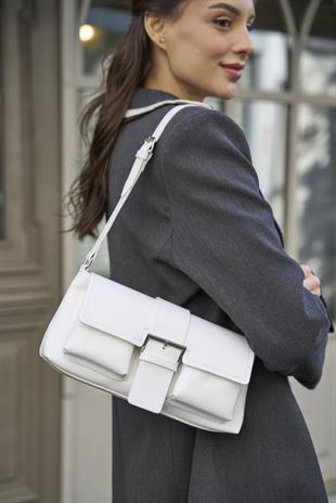 Kaplamalı El ve  Omuz Çantasi Beyaz