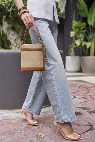 Kontrast Dikişli Kova El ve Omuz  Çanta Taba Hasır