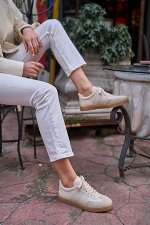 Logo Detaylı Spor Ayakkabı Bej