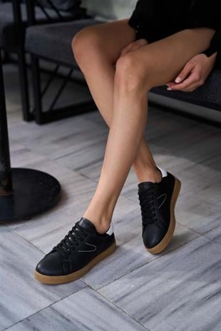 Retro Taban Detaylı Spor Ayakkabı Siyah-Beyaz