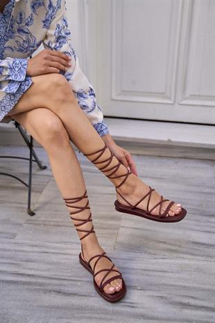 Sarma Bağcıklı Puf Sandalet Bordo