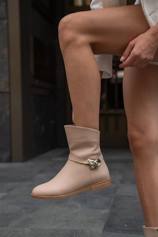 Toka Aksesuarlı Kadın Deri Bot Vizon