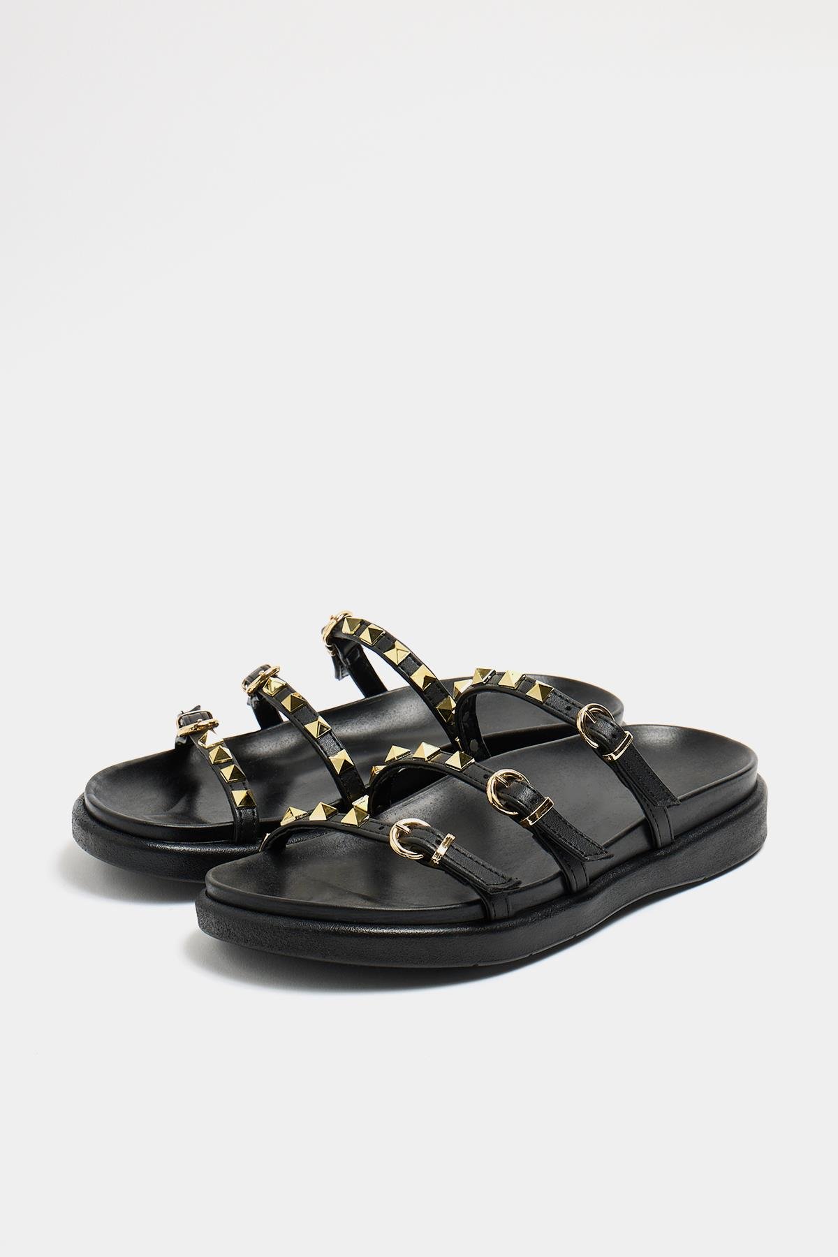 Gold Zımba Detaylı Trend Terlik Siyah