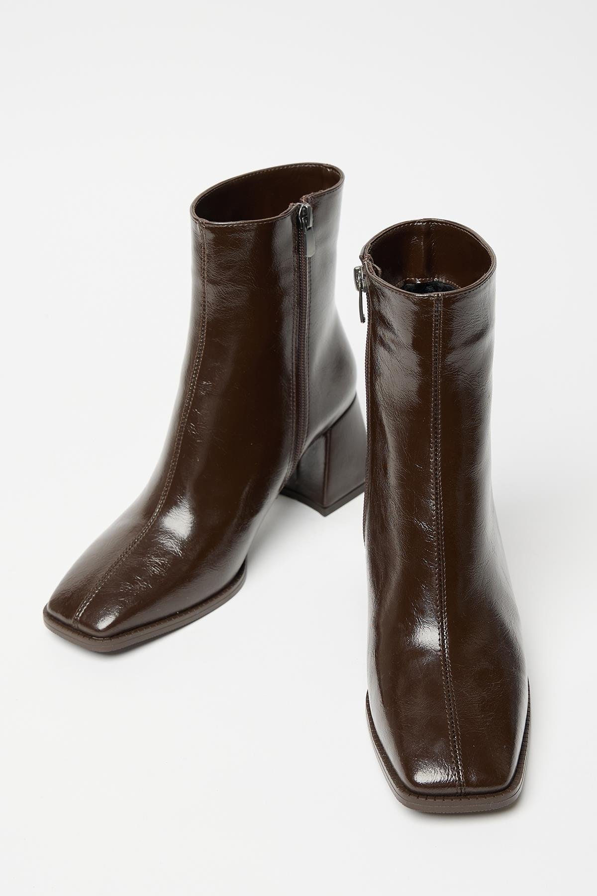 Kadın Kahverengi Rugan Bot & Bootie Küt Burun Topuklu Kontrast PU Deri Fermuarlı Şık