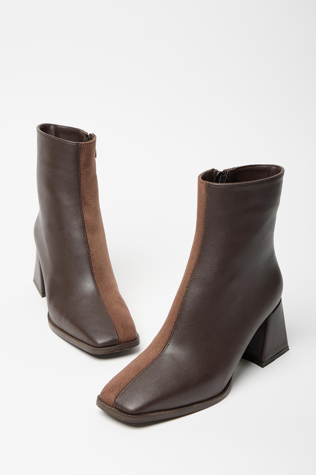 Kadın Kahverengi Süet Küt Burun Topuklu Bot & Bootie – Fermuarlı Günlük Şık