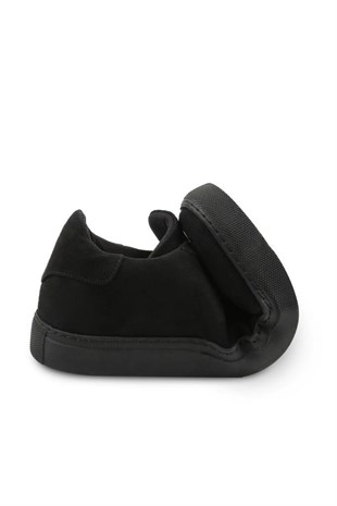 Rollbab Black Sued Complement Sneaker