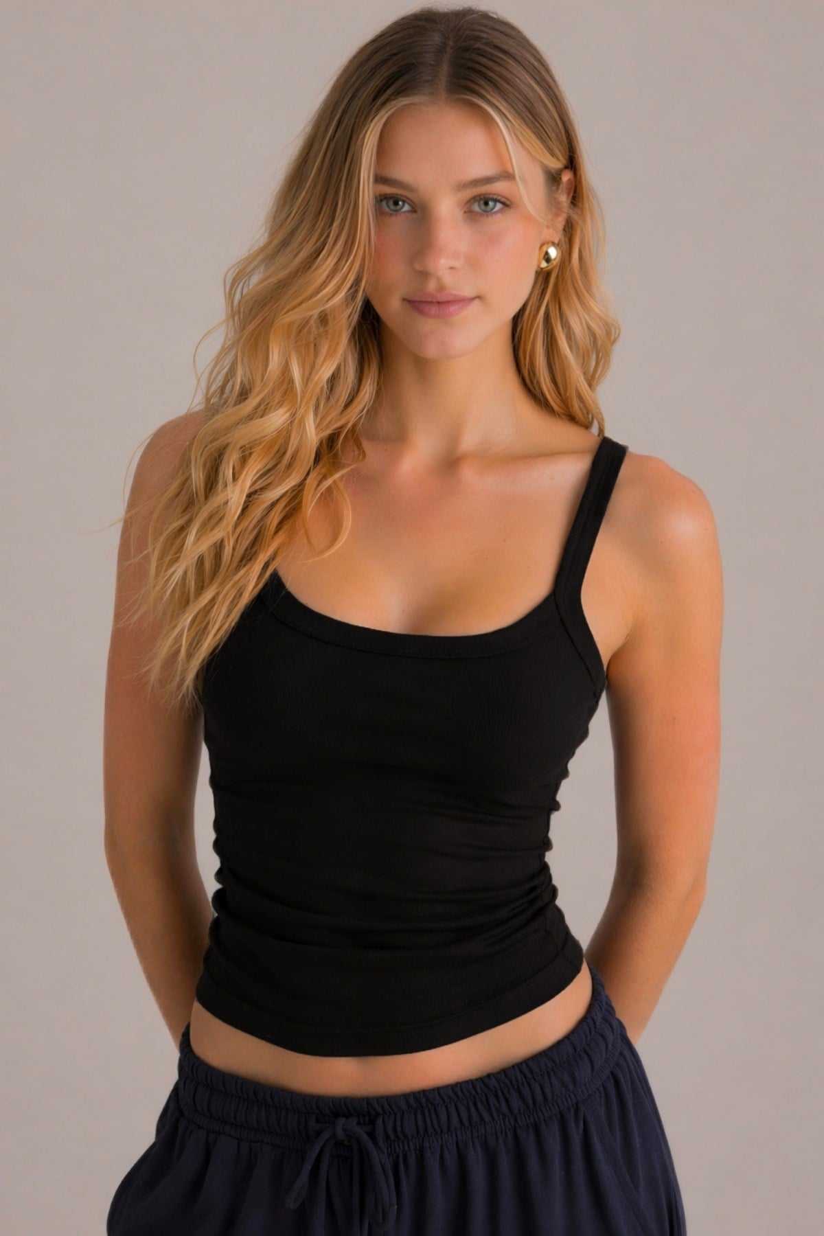 Siyah Ribana Askılı Top-Slim Fit Kadın Atlet