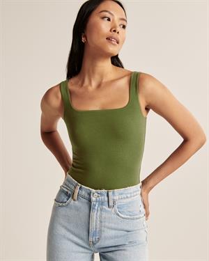 Haki Kare Yaka Pamuklu Askılı Bluz