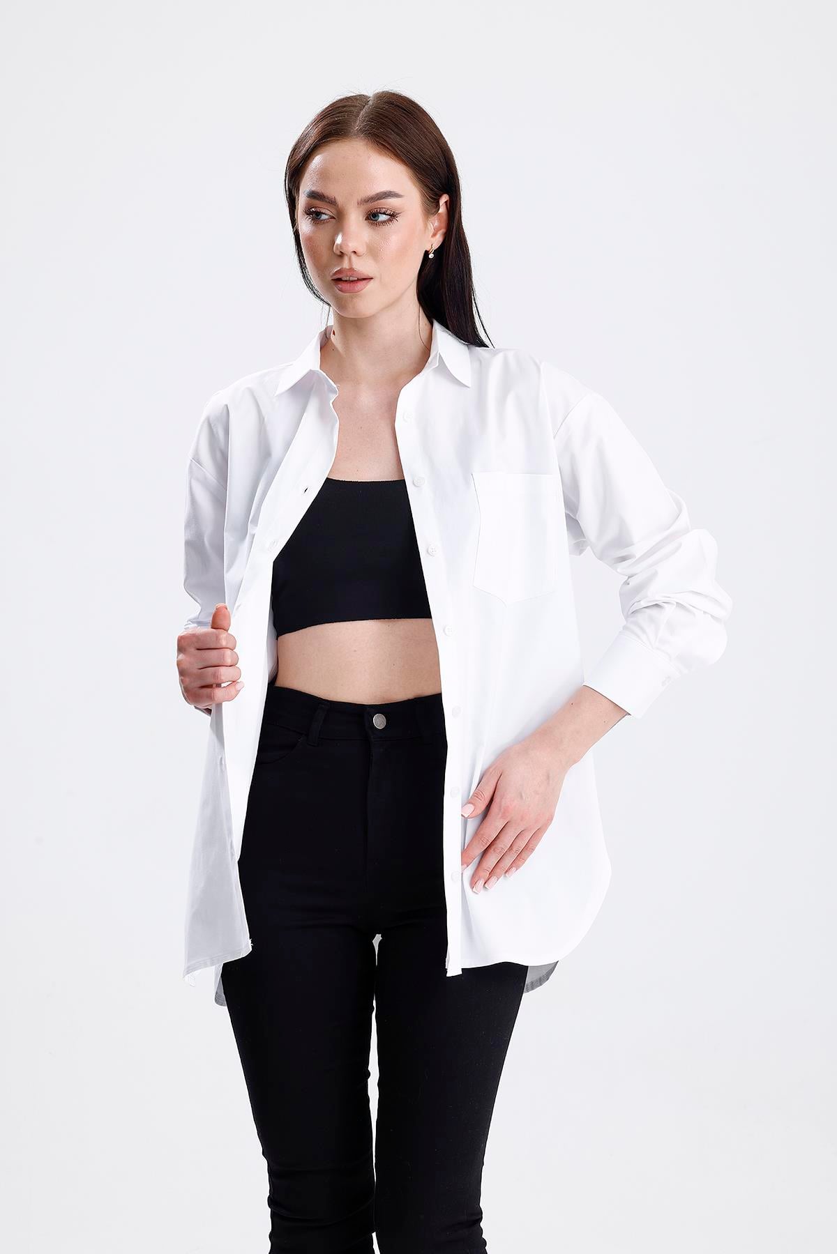 SWEETNESS Kadın Beyaz Oversize Likralı Uzun Kol Pamuklu GömlekSWEETNESS