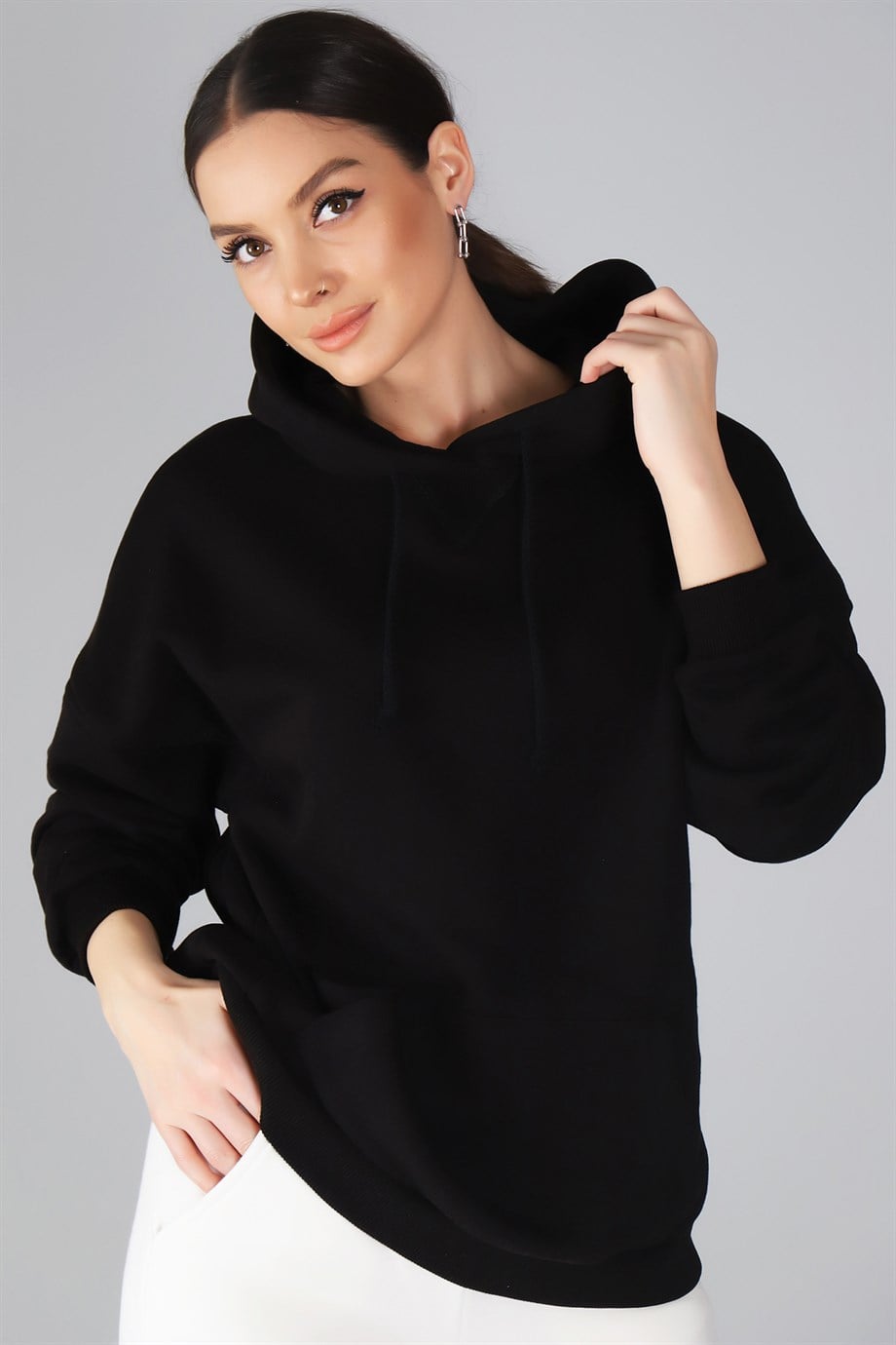 Sweetness Kadın Siyah Kapüşonlu Sweatshirt